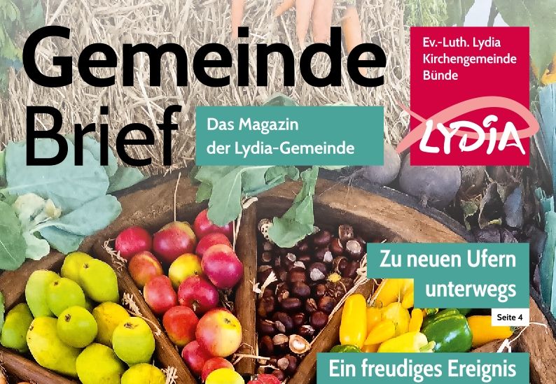 Das Titelbild des Gemeindebriefs zeigt ein Wagenrad, gefüllt mit Obst und Gemüse